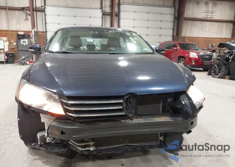 2014 Volkswagen Passat 2.5L Wolfsburg Edition из США, поврежденный, VIN 1VWAP7A32EC019119